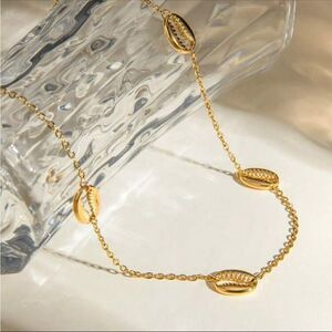 Gold Shell Necklace N932